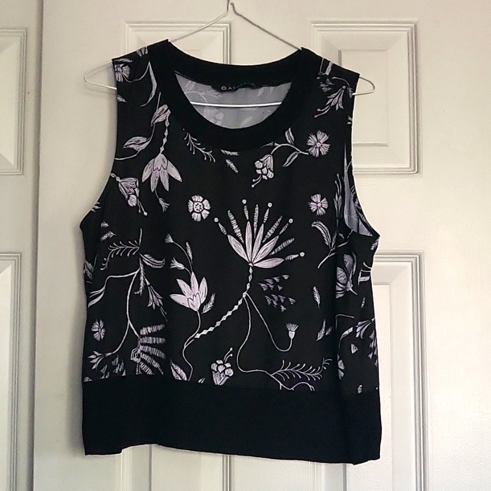 Black with white floral pattern tank top from Athleta, size medium